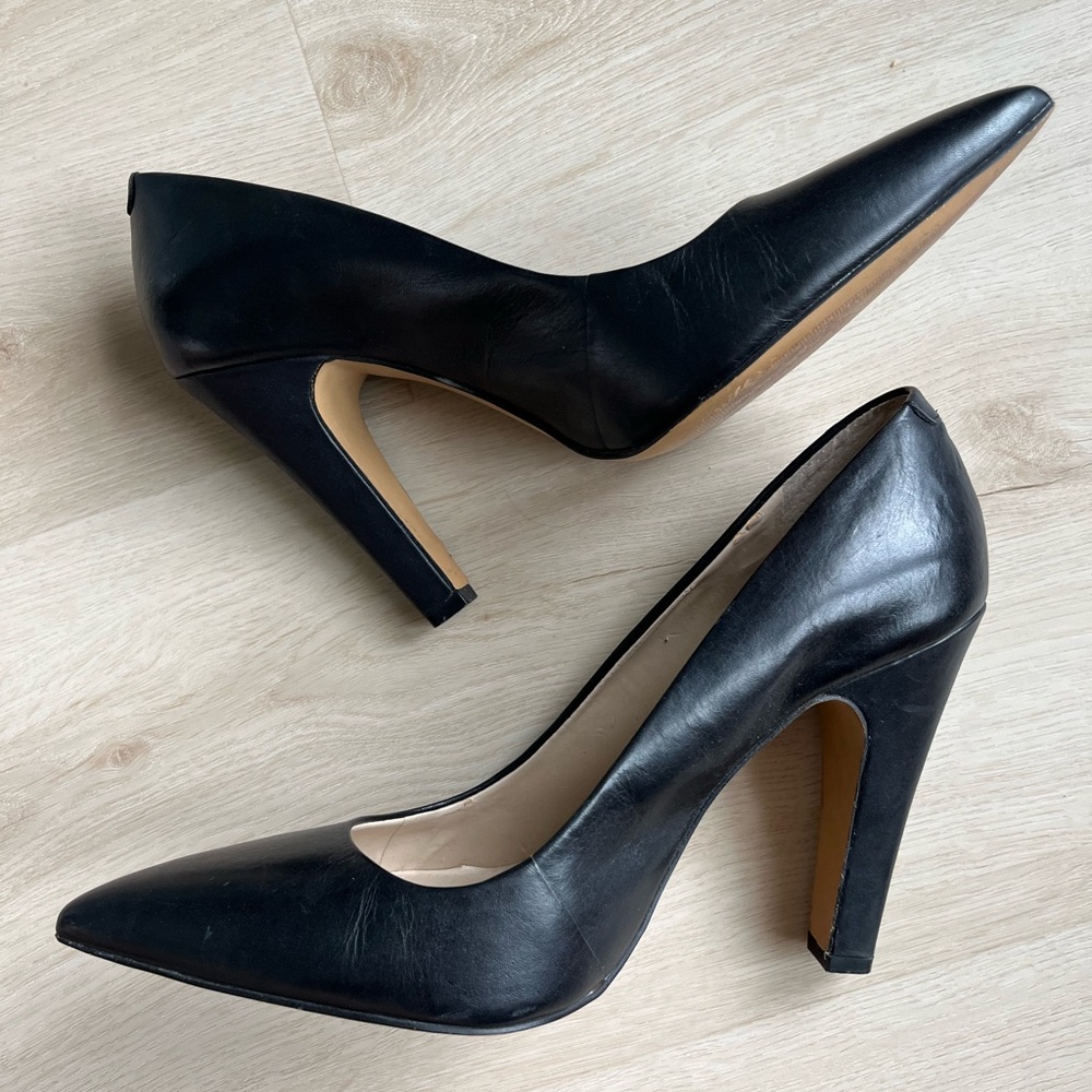 Vince Camuto VP Cara Leather Heels